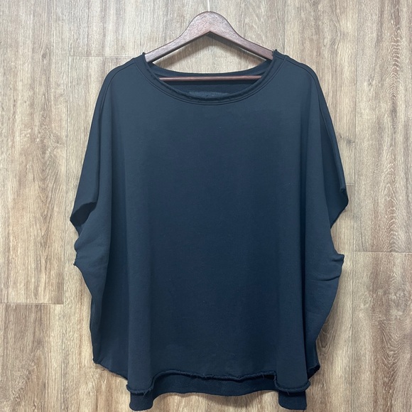 NWOT Frank and Eileen Olive Capelet in Black